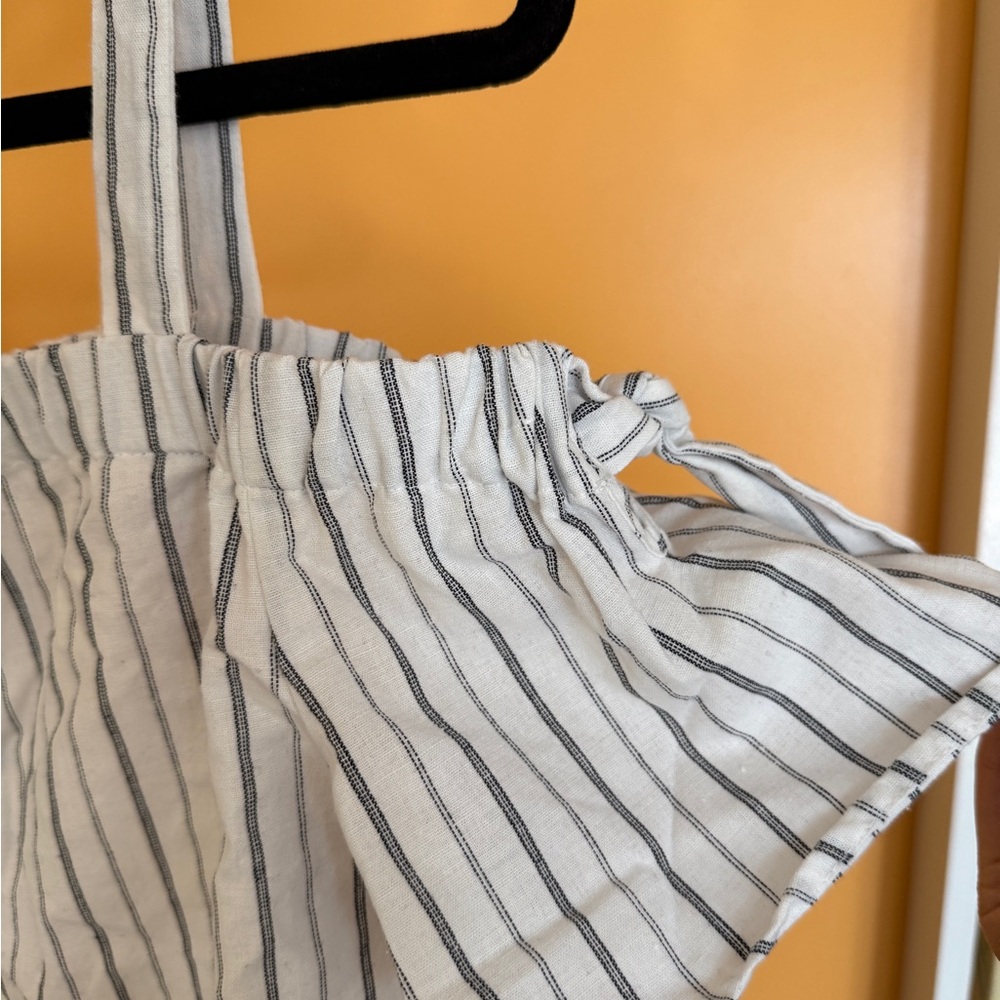 Striped Off-Shoulder Top - Picture 2 of 3